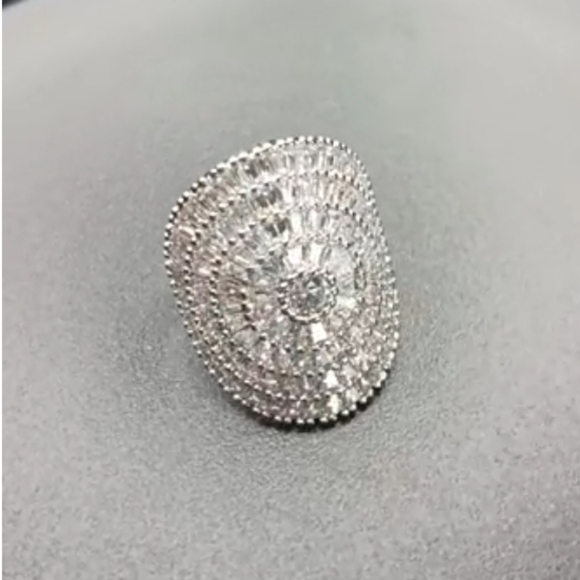 Jewelry - Luxury Halo Dome Ring